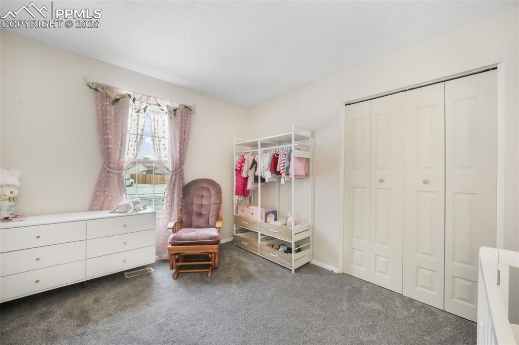 Image 35 of 50: Sitting Room