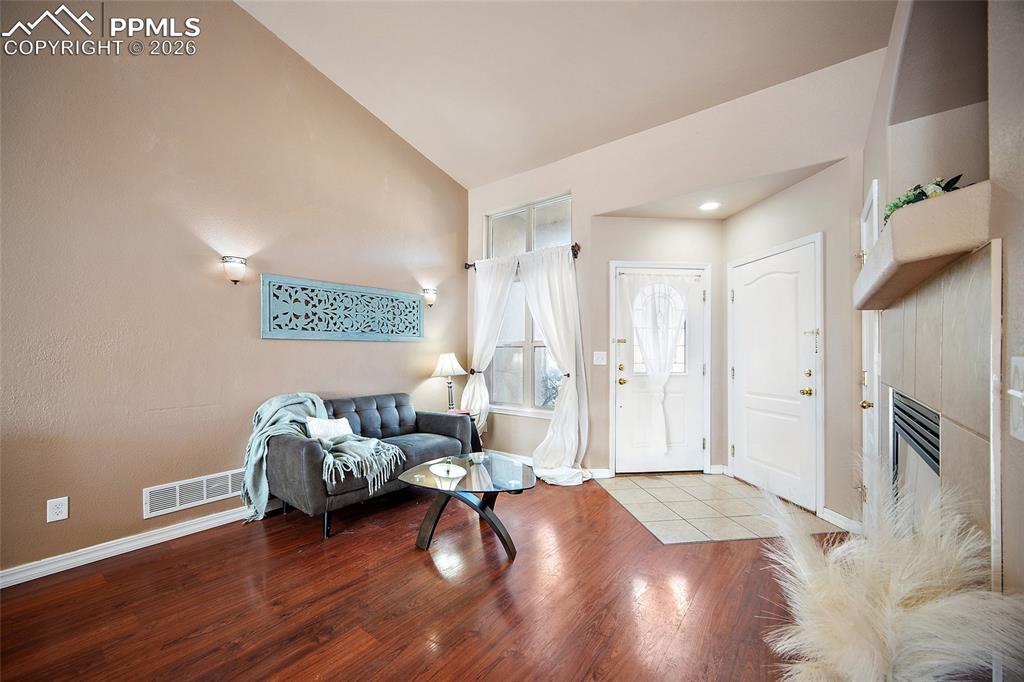 Image 7 of 41: Living Room