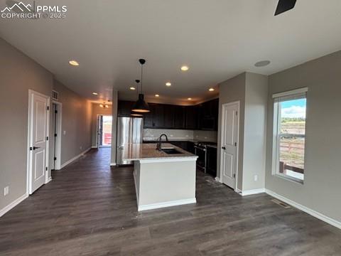 Image 6 of 16: Kitchen