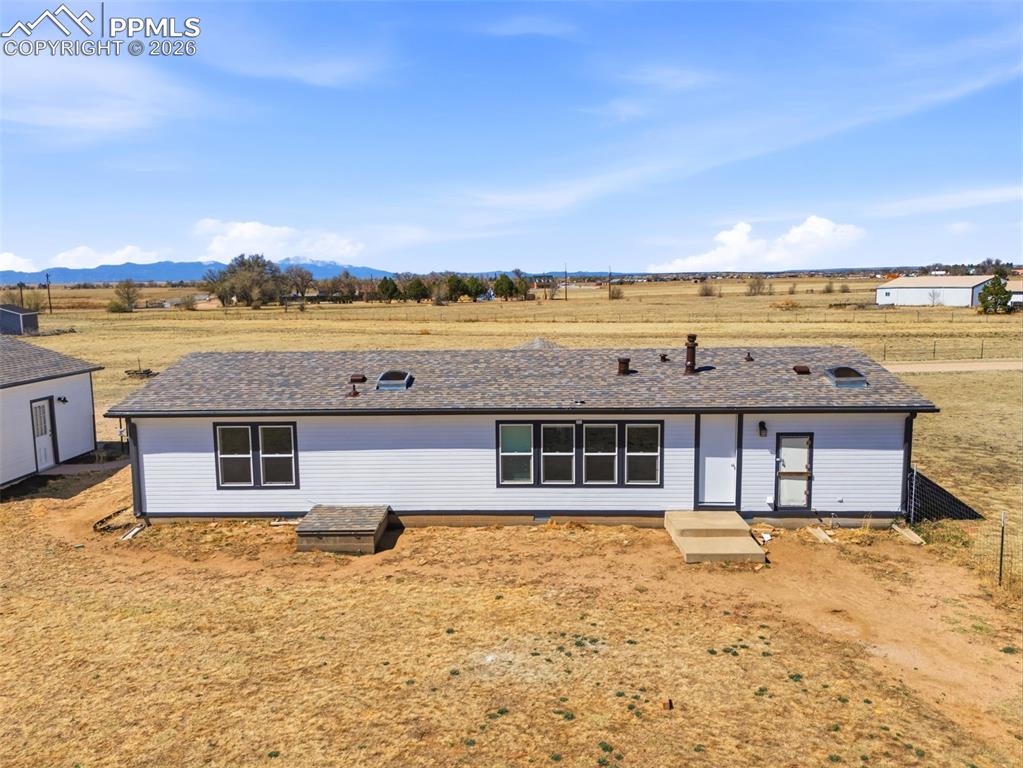 Image 47 of 50: Back of Structure