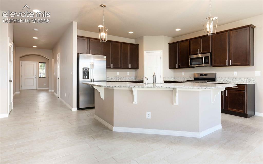 Image 11 of 40: Kitchen