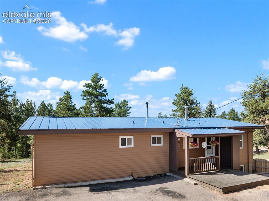 Image 22 of 32: Front of Structure