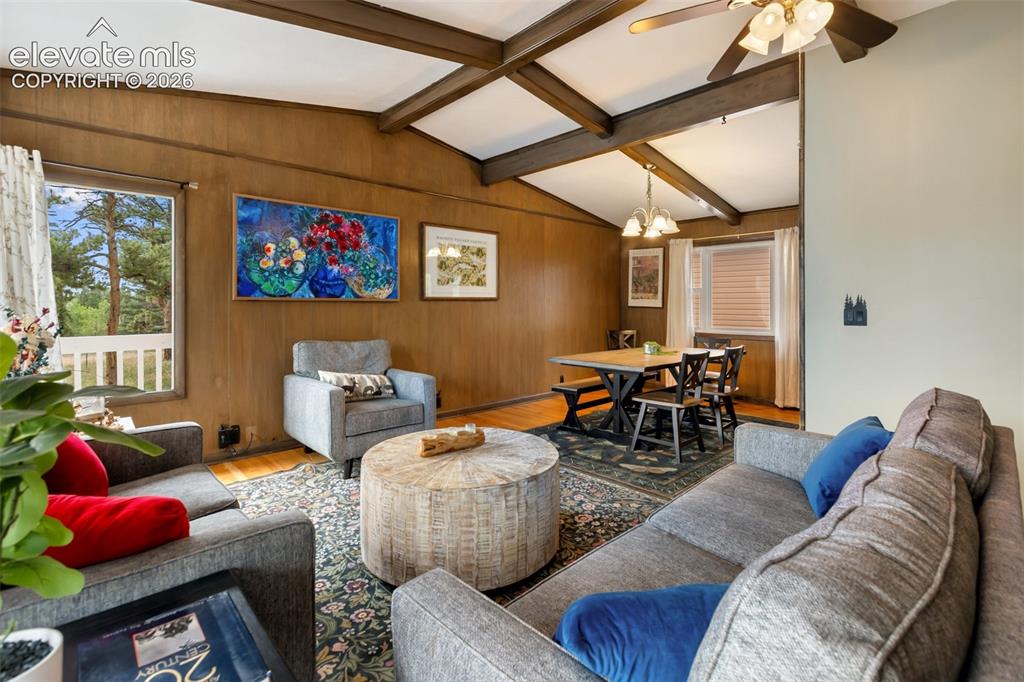 Image 6 of 32: Living and dining room