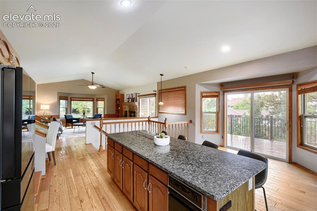 Image 11 of 49: Kitchen