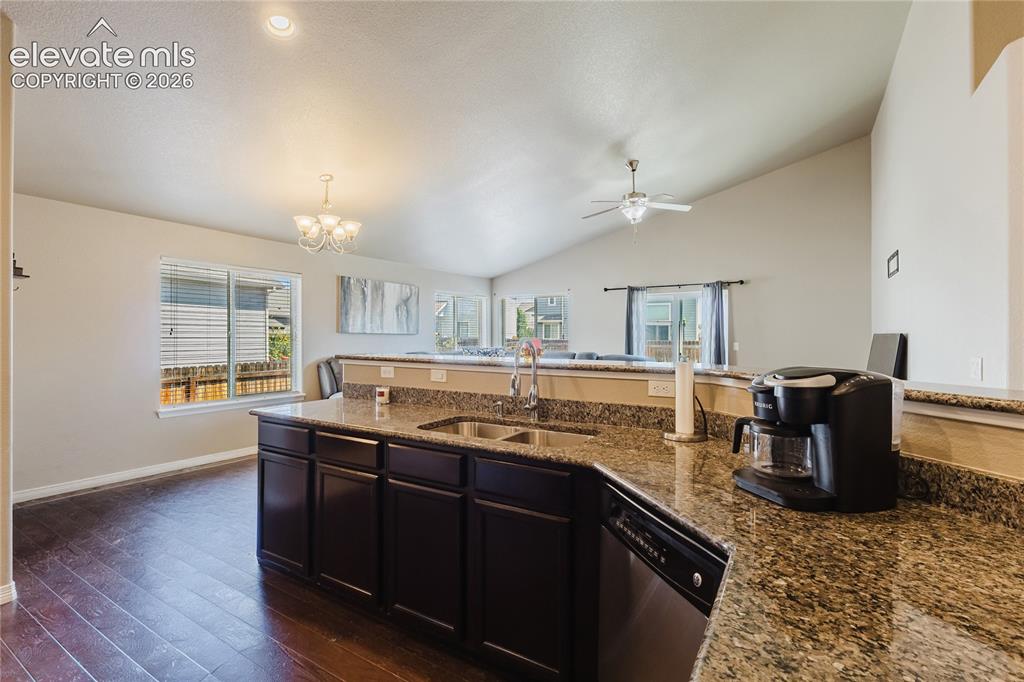 Image 13 of 43: Kitchen