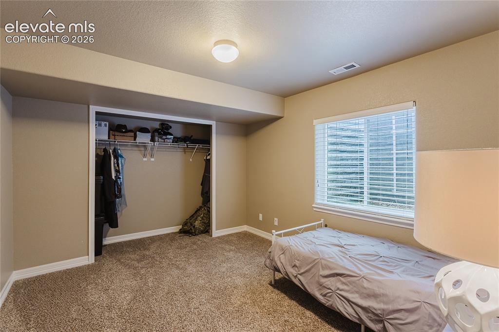 Image 36 of 43: Bedroom