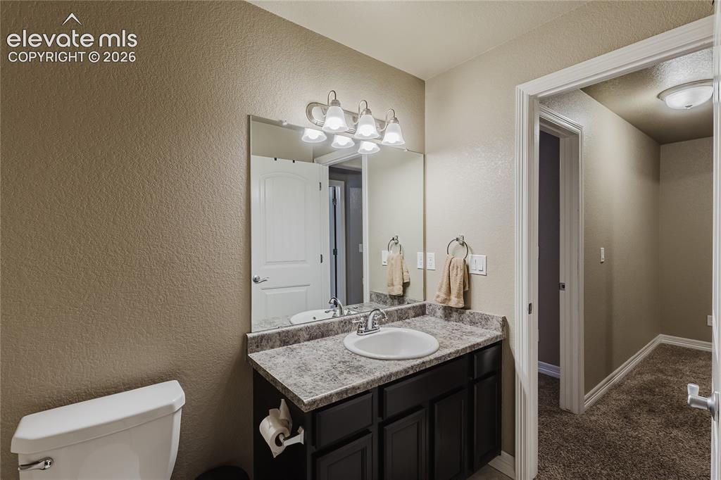 Image 41 of 43: Bathroom