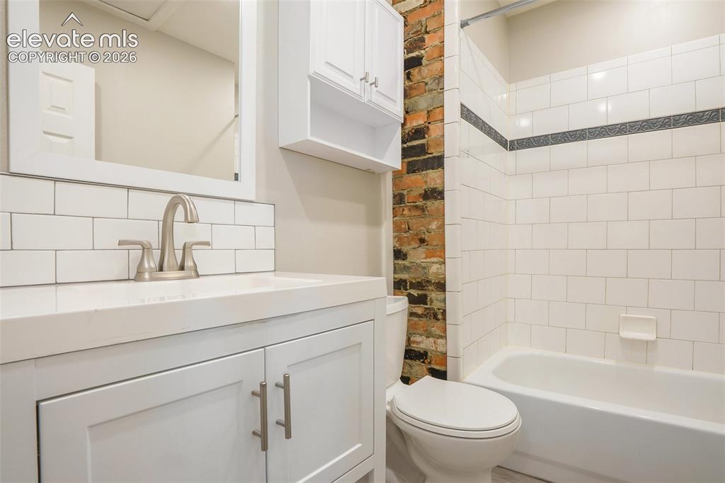 Image 16 of 33: Updated Bathroom
