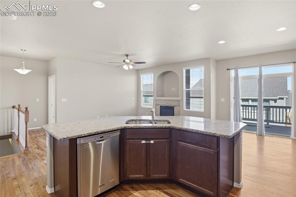 Image 11 of 34: Kitchen