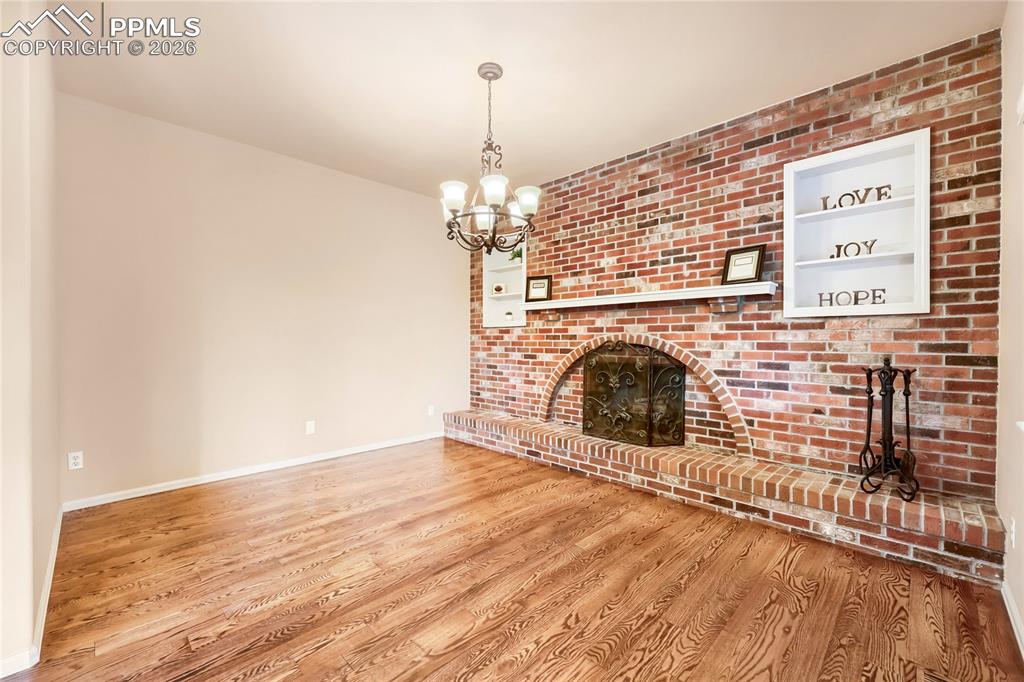 Image 10 of 24: Living Room