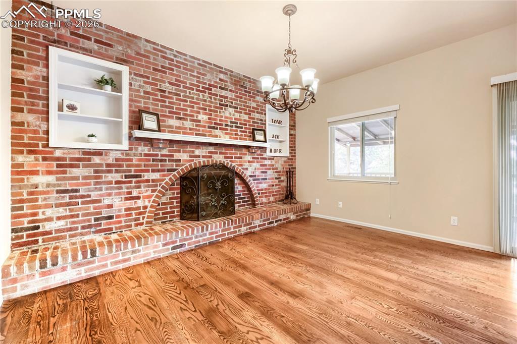 Image 9 of 24: Living Room