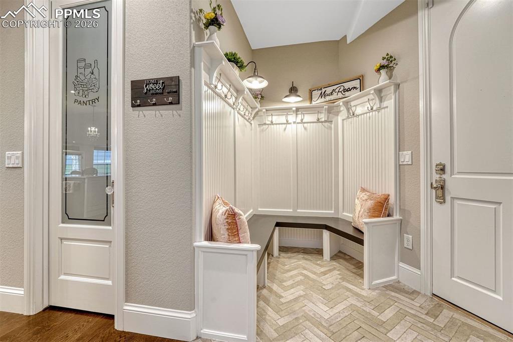 Image 32 of 50: Mud Room