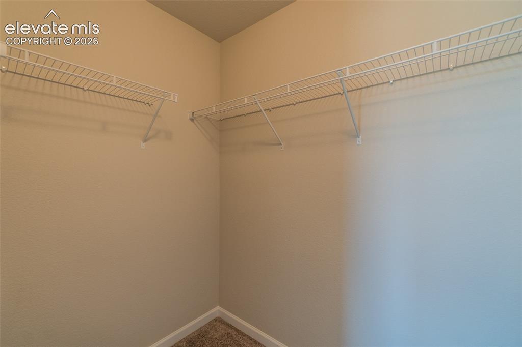 Image 29 of 37: Closet