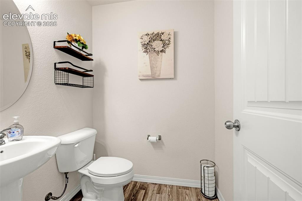 Image 11 of 31: Bathroom