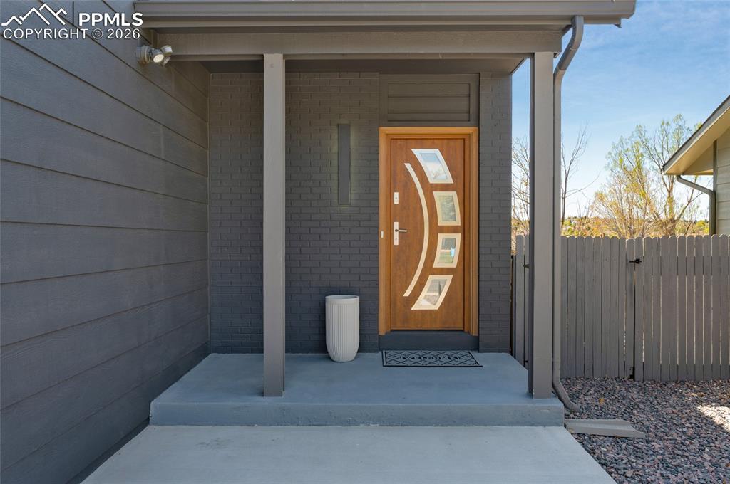 Image 3 of 50: Front of Structure