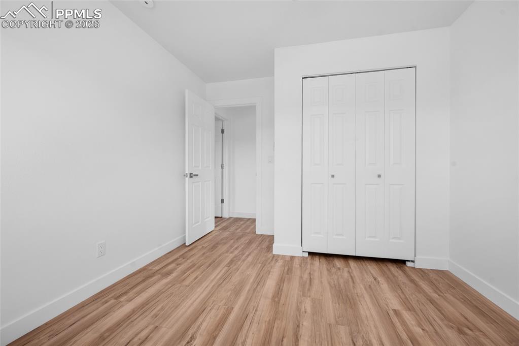 Image 30 of 50: Bathroom