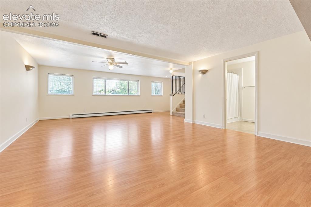 Image 15 of 44: Family Room