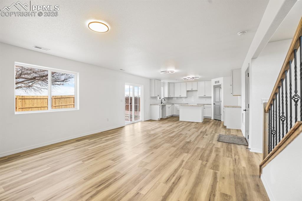 Image 11 of 49: Living Room