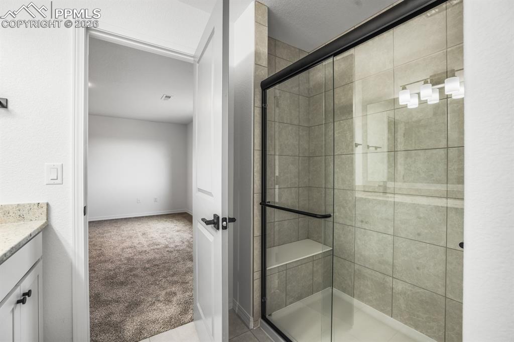 Image 30 of 49: Bathroom