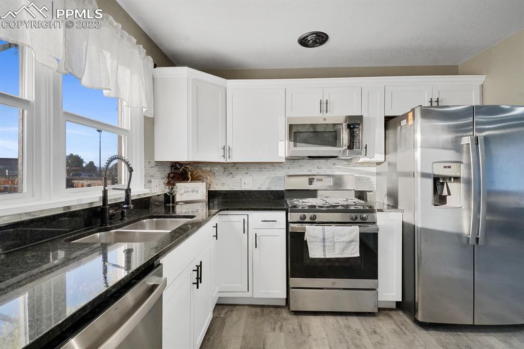 Listing 1616191, Image 10 of 29