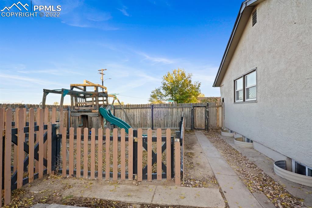 Listing 1616191, Image 23 of 29