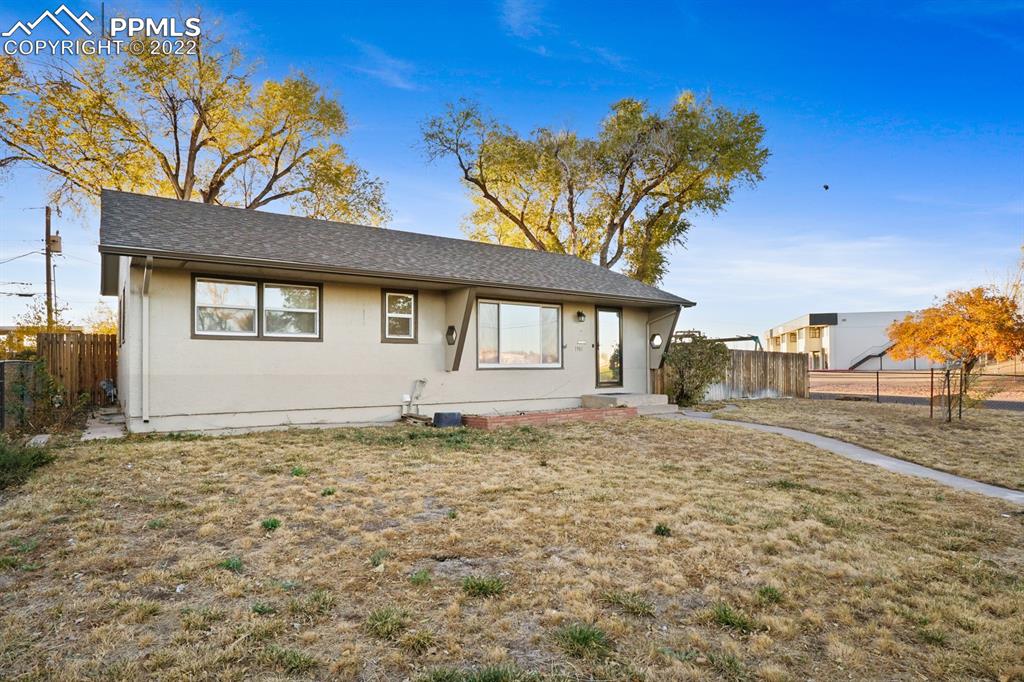 Listing 1616191, Image 3 of 29