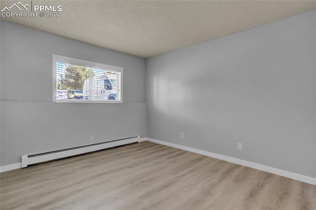 Listing 1617406, Image 11 of 16