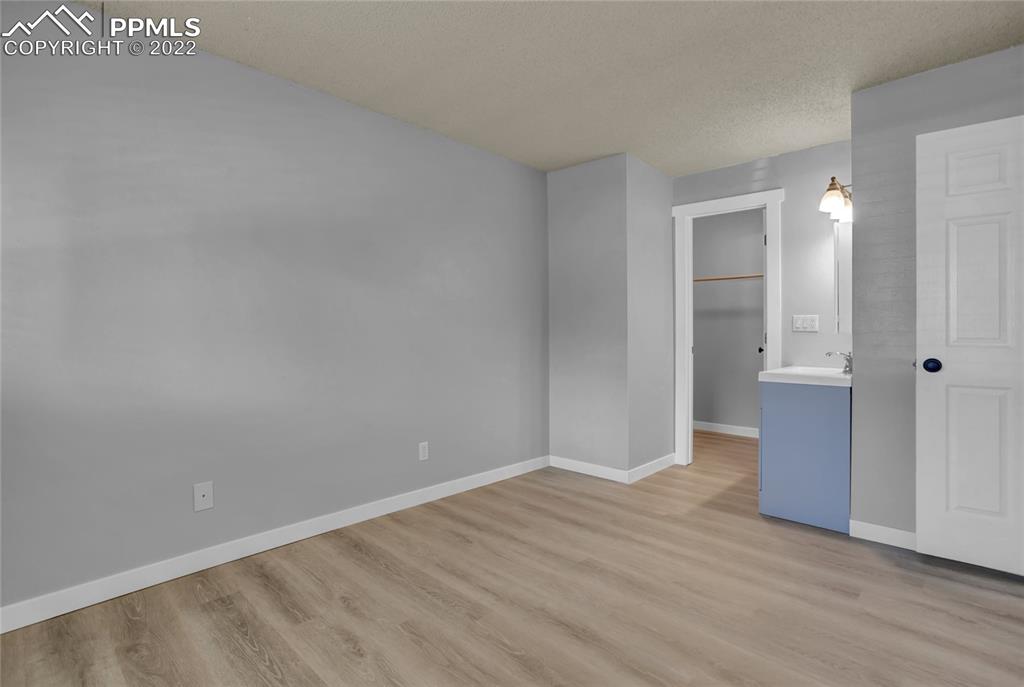 Listing 1617406, Image 12 of 16