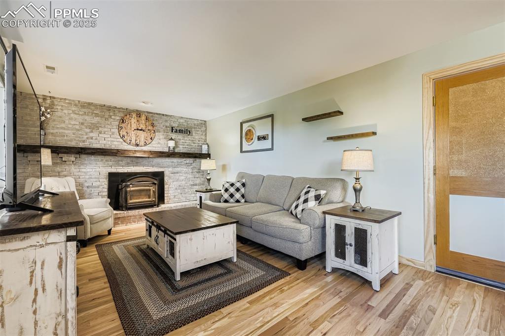 Image 13 of 29: Living Room