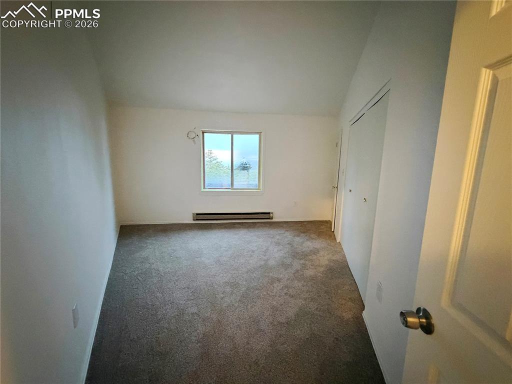 Image 14 of 22: Bedroom