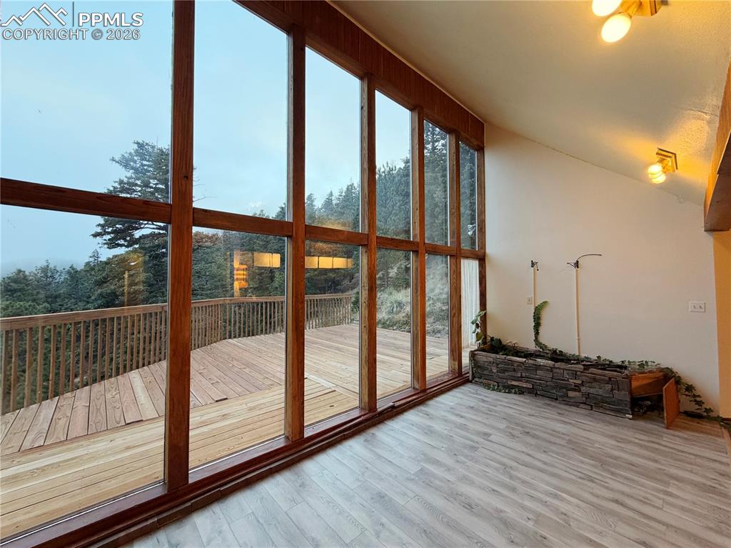 Image 8 of 22: Sun Room