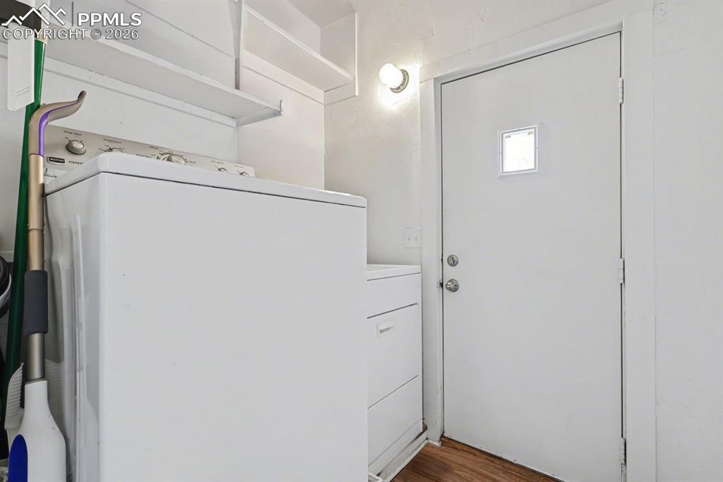 Image 34 of 34: Upper unit laundry room