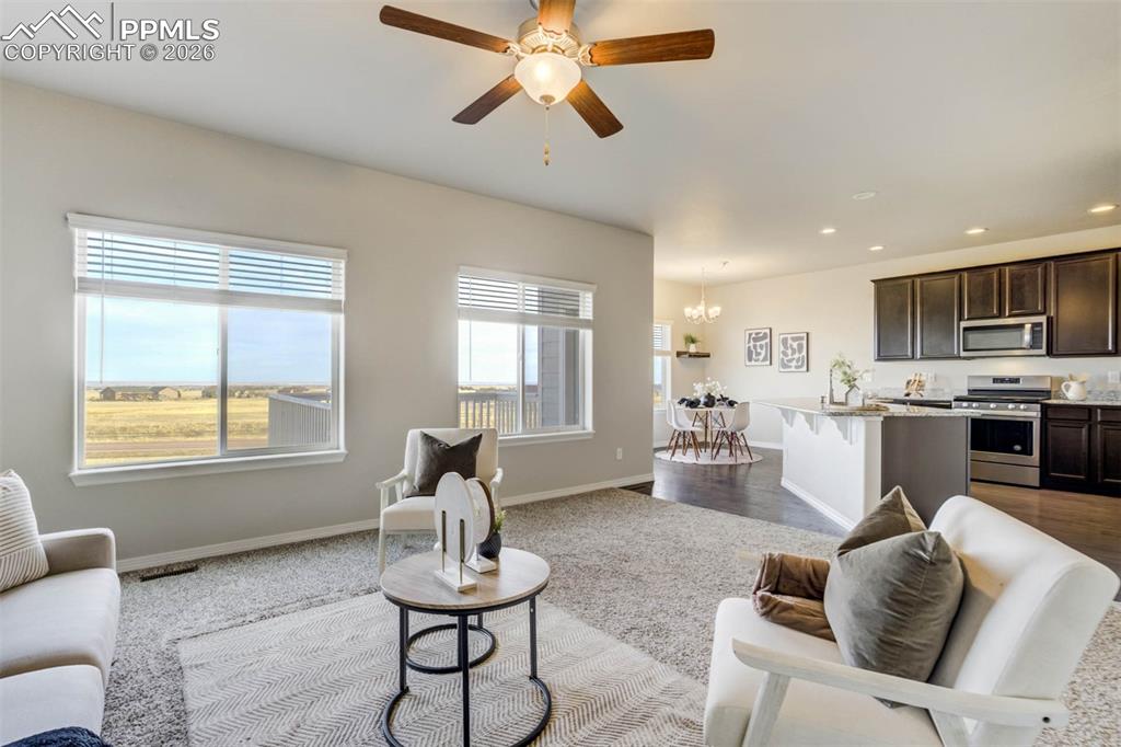 Image 9 of 50: Living Room