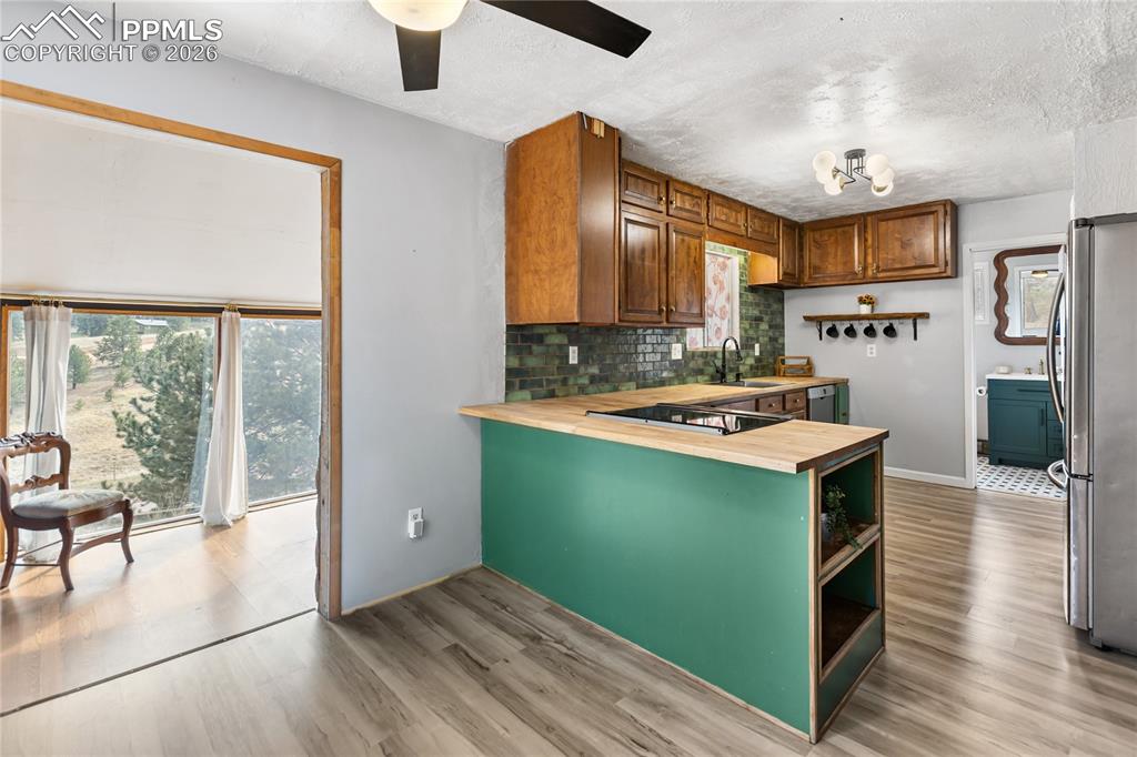 Image 10 of 46: Living Room