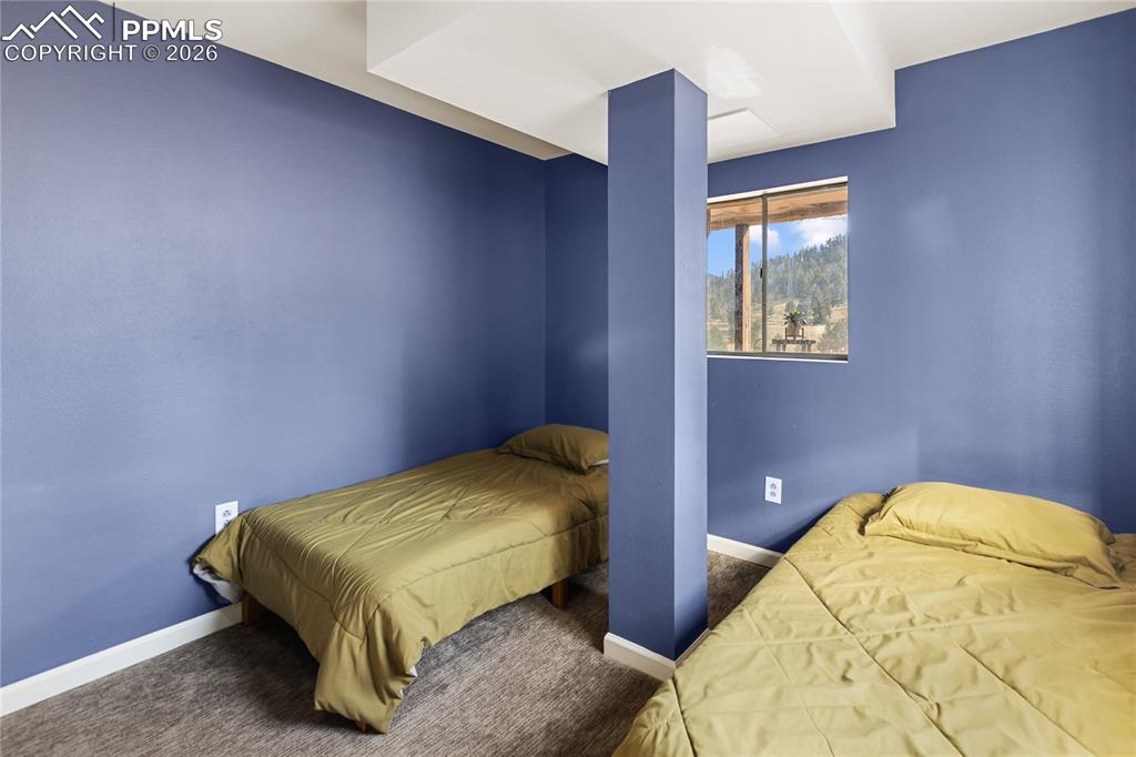 Image 23 of 46: Tub/ Shower