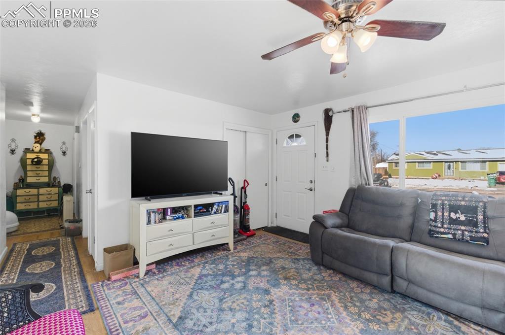 Image 3 of 15: Living Room