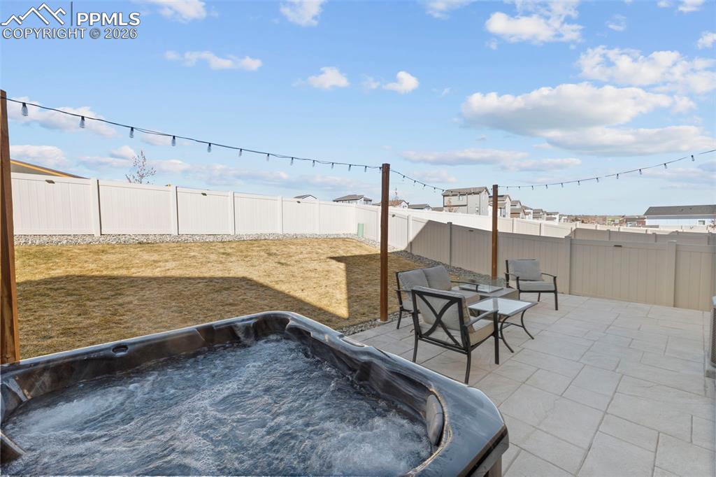 Image 33 of 50: 5 person hot-tub- name brand Dimension One Spas