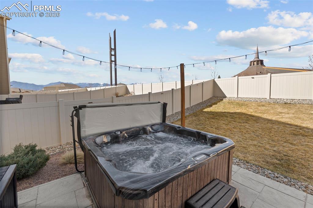 Image 34 of 50: 5 person hot-tub- name brand Dimension One Spas