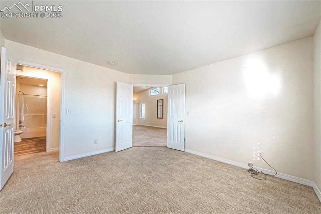 Image 14 of 33: Main 2nd bed/ office...