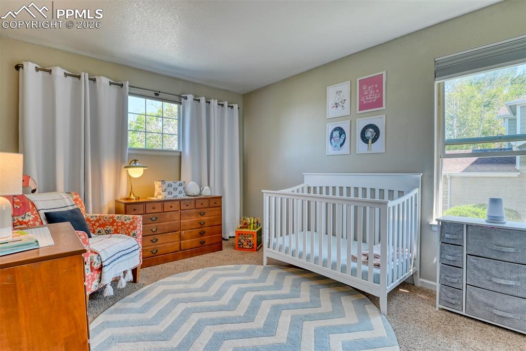 Image 32 of 50: Bedroom