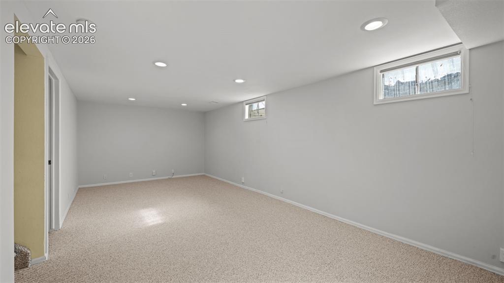Image 18 of 35: Basement