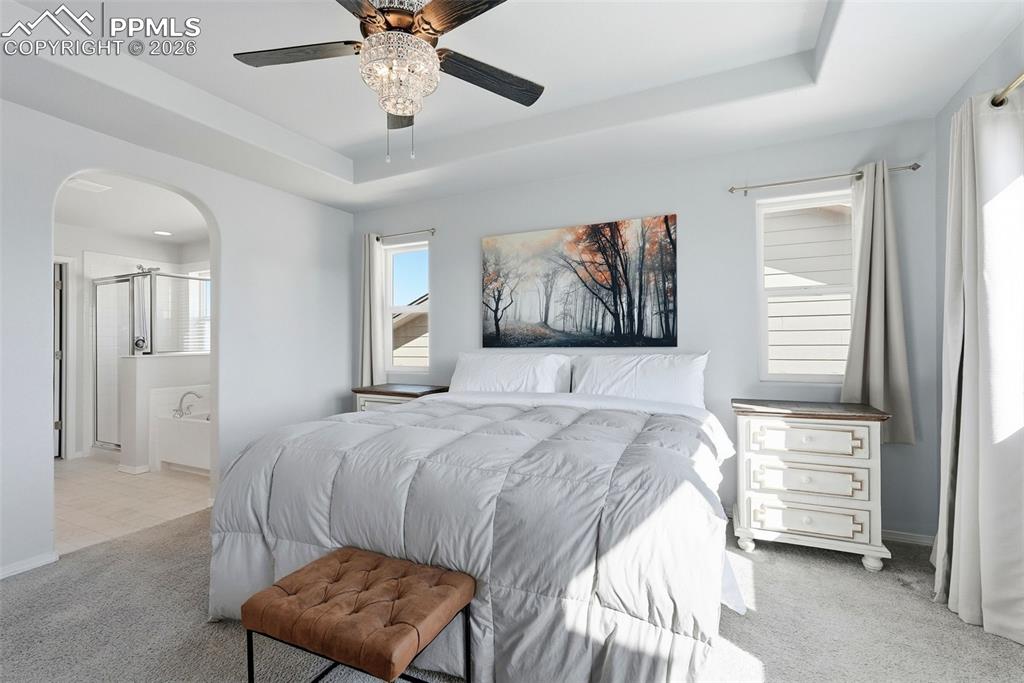 Image 19 of 33: Bedroom