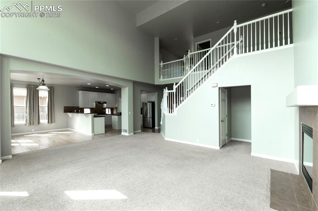 Image 12 of 45: Living Room