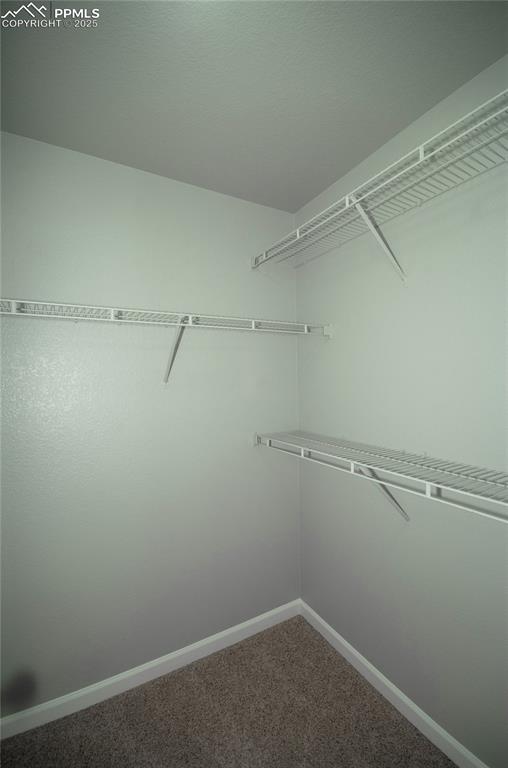 Image 31 of 45: Closet