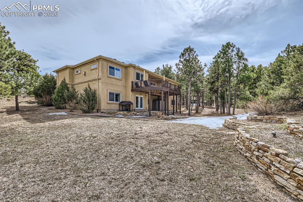 Image 50 of 50: Back of Structure