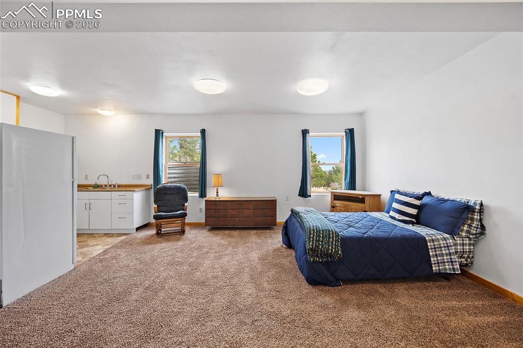 Image 14 of 28: Lower Apt w/ Kitchen