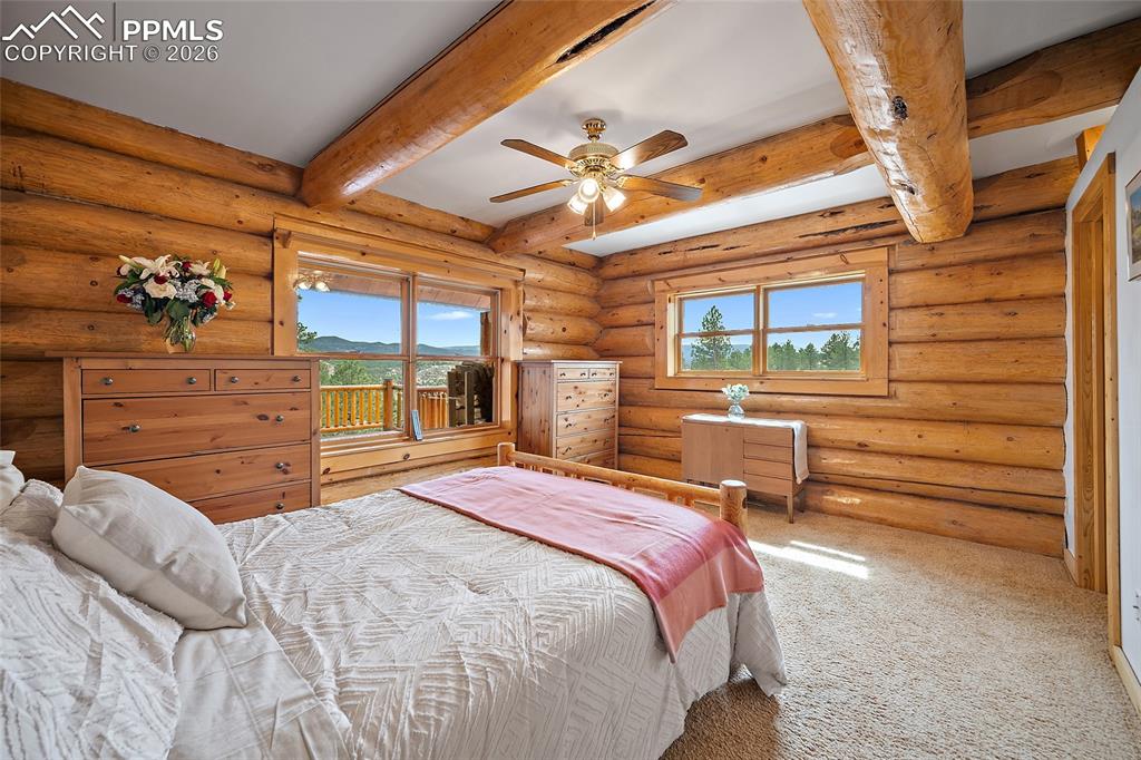 Image 15 of 28: Bedroom