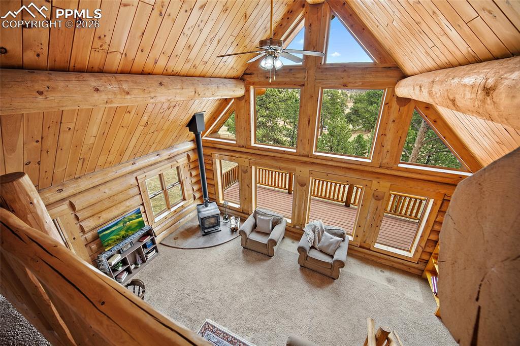 Image 4 of 28: Living Room