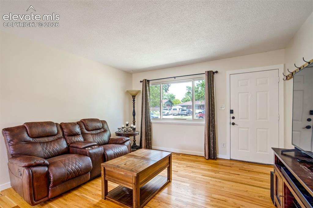 Image 5 of 39: Living Room