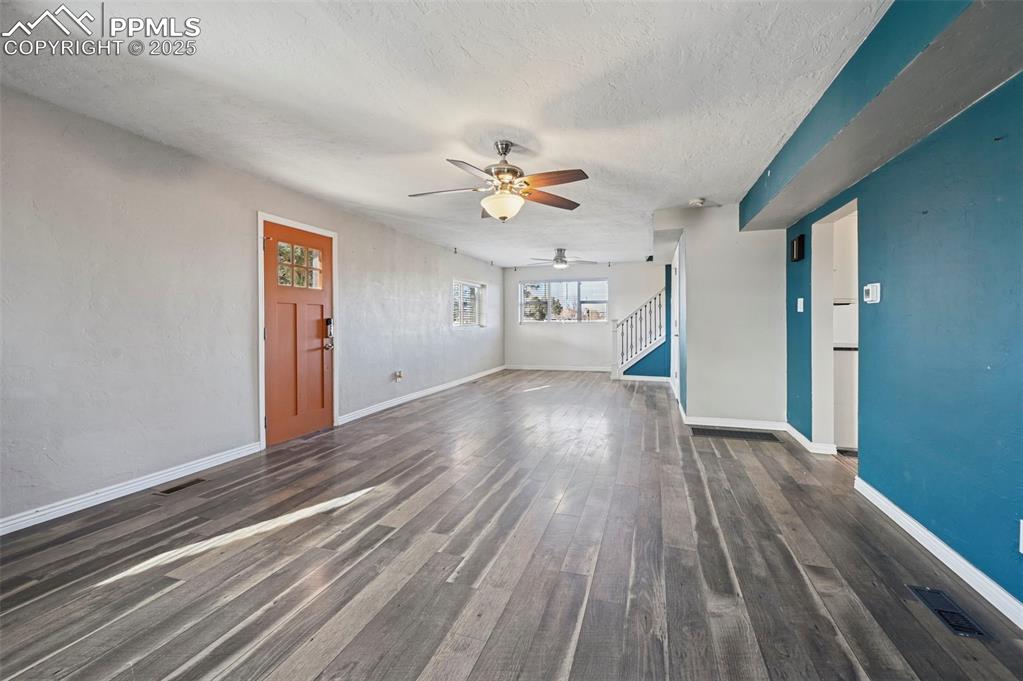 Image 8 of 46: Living Room